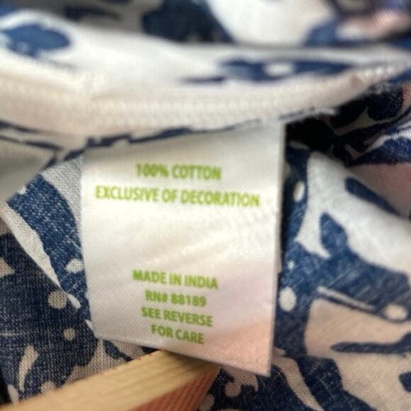 Lilly Pulitzer Blue and Pink Blouse - Picture 9 of 10